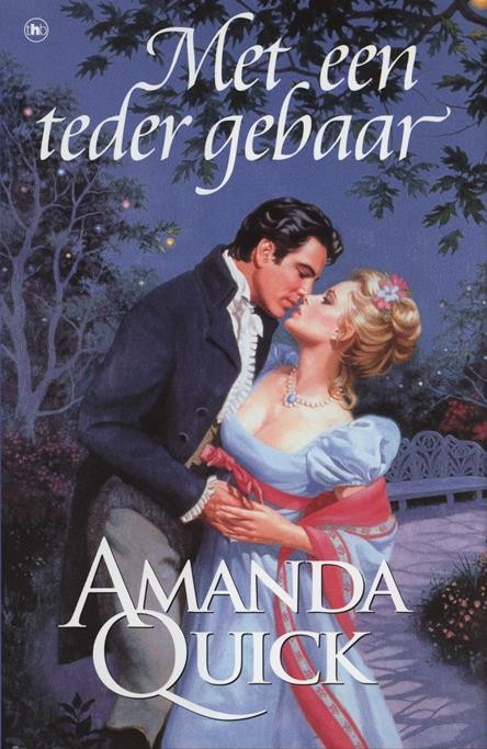 Met een teder gebaar