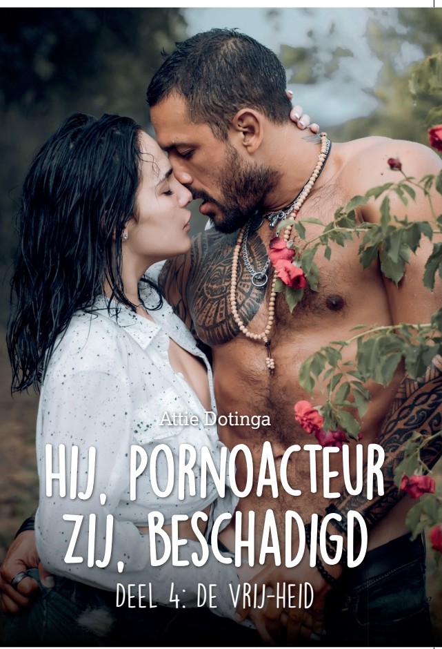 Hij pornoacteur. Zij beschadigd