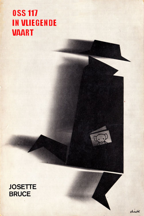 OSS 117 in vliegende vaart