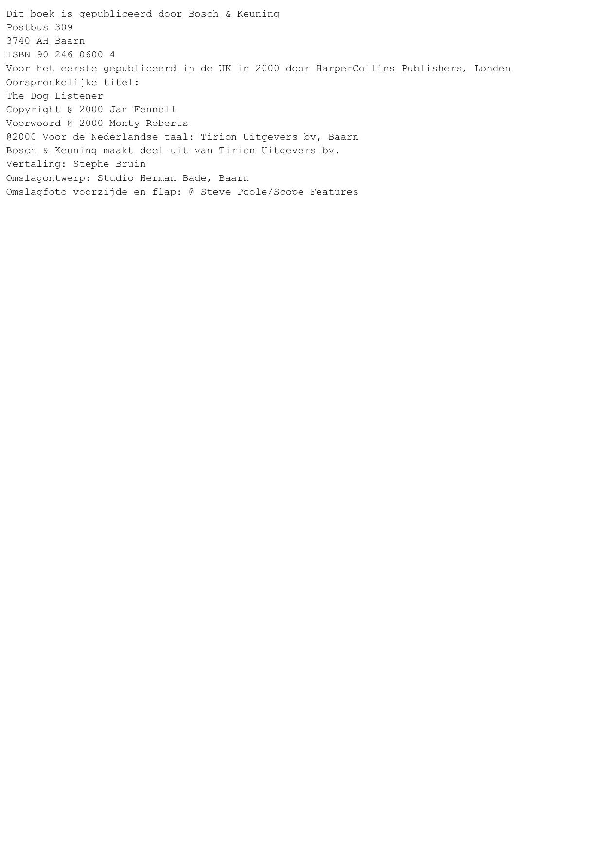 De vrouw die naar honden luistert