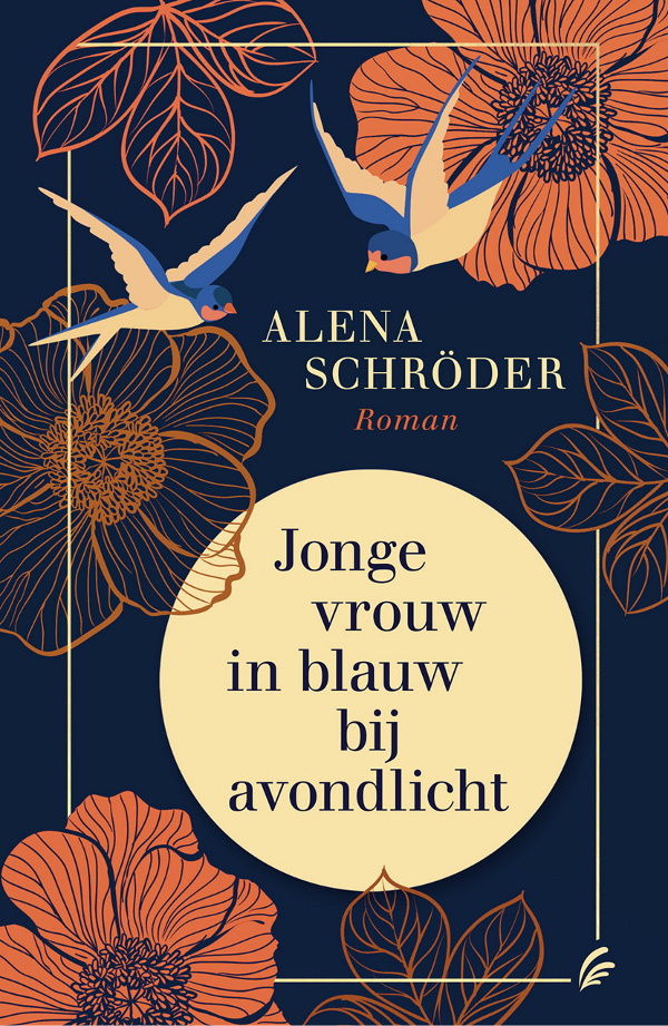 Jonge vrouw in blauw bij avondlicht