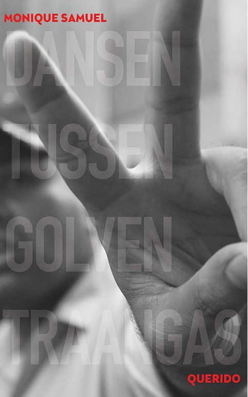 Dansen tussen golven traangas